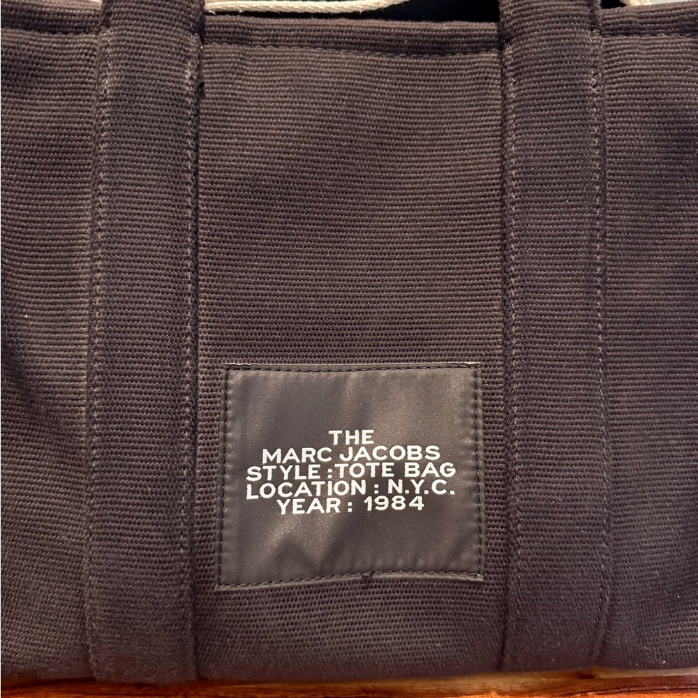 THE JACQUARD MEDIUM TOTE BAG by Marc Jacob’s. Authentic Including organizer - Picture 6 of 11